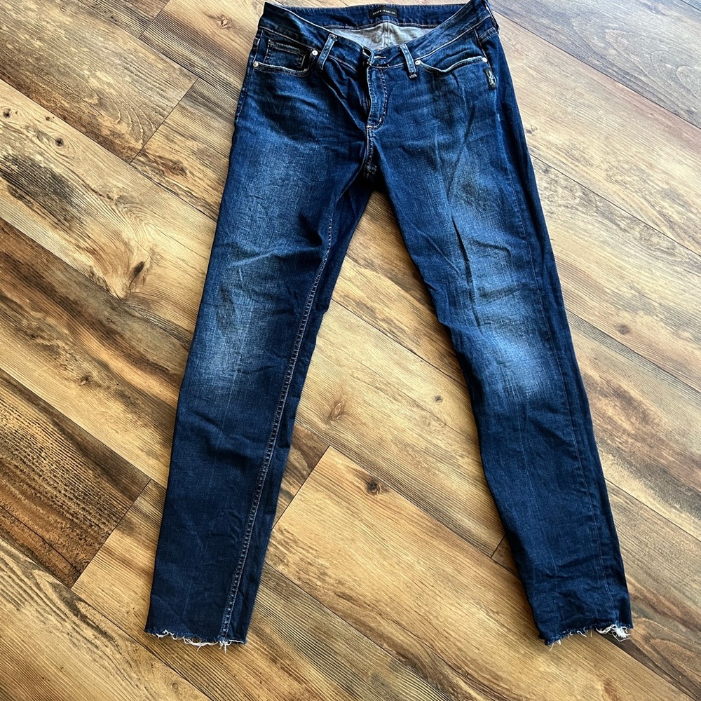 Silver Elyse Slim Jeans. Like new. W28/L27.